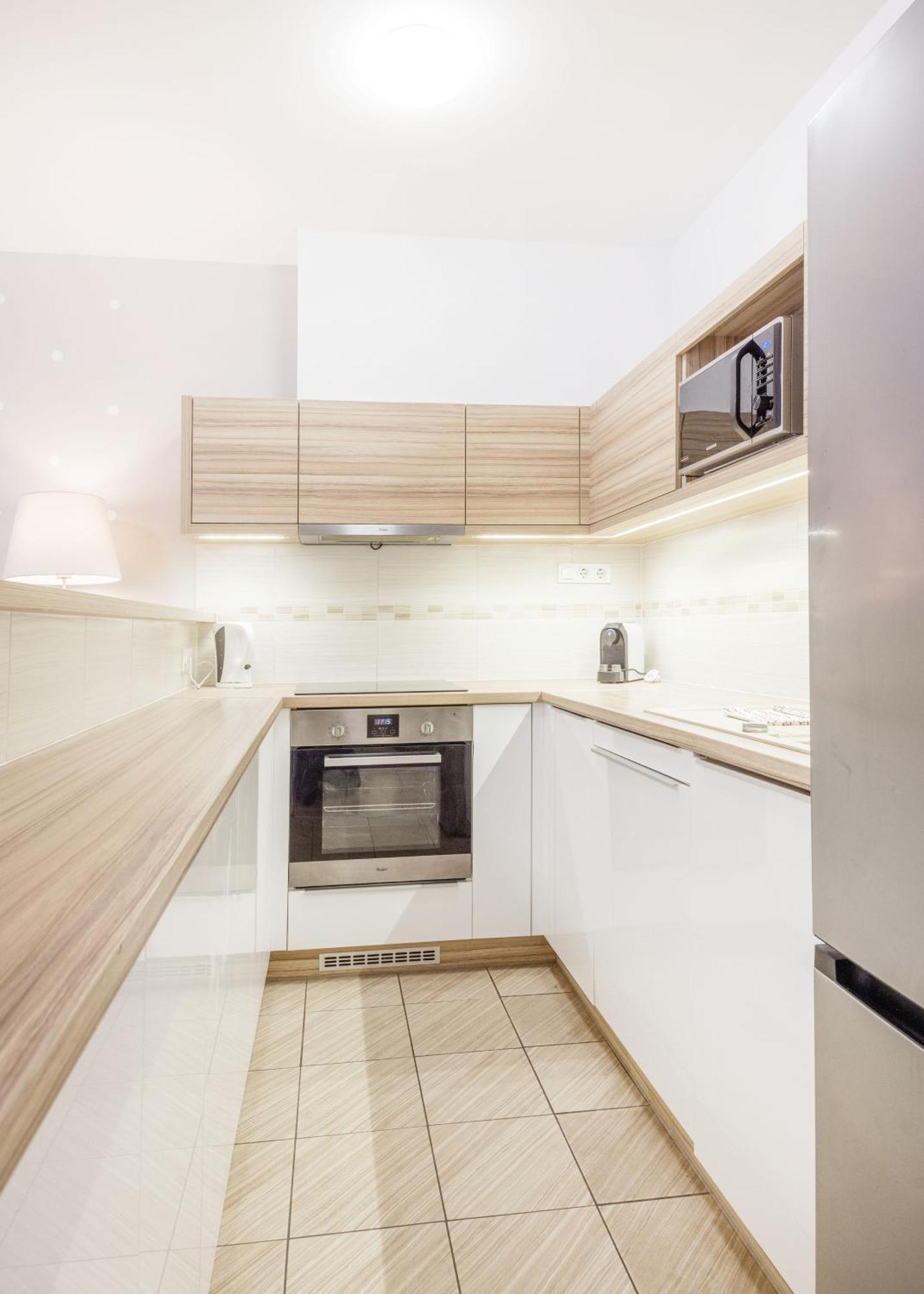 The Chic Crib With Balcony Apartamento Budapeste Exterior foto